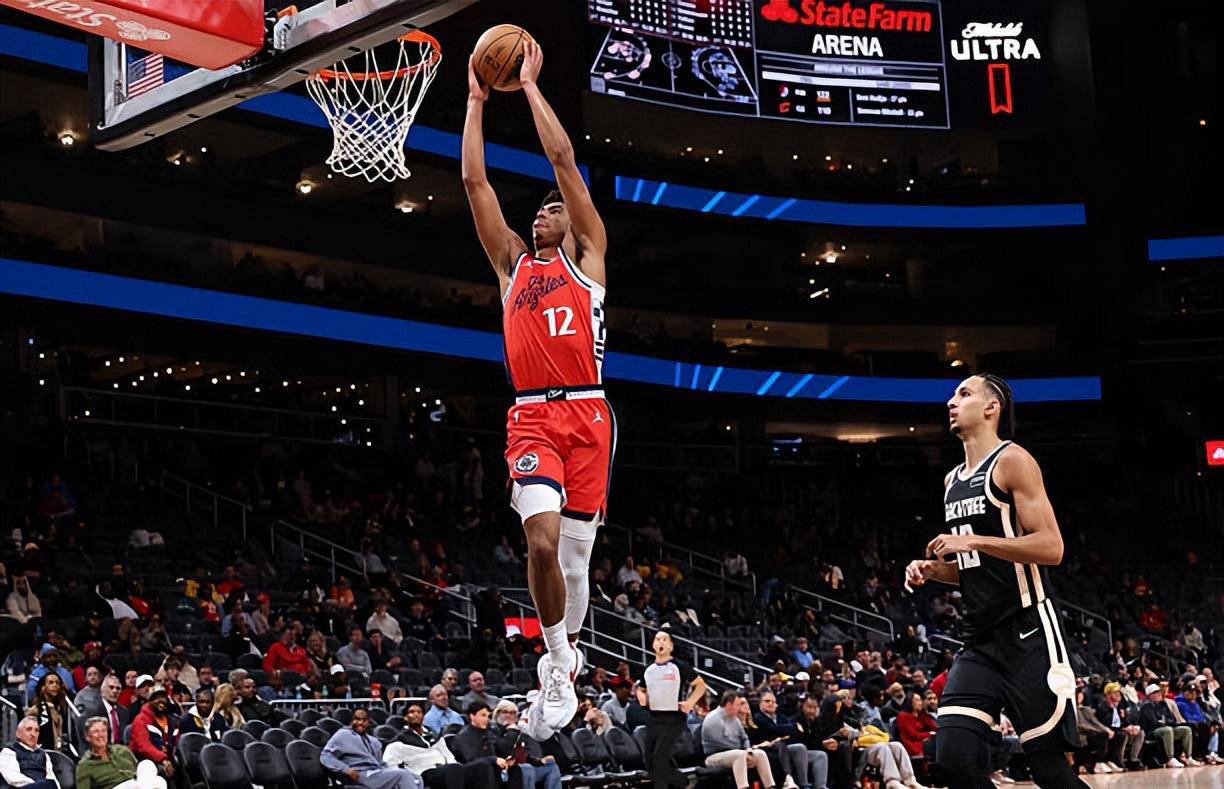 AYX-包含詹姆斯新星战术调整表现惊艳，快船未来可期！的词条