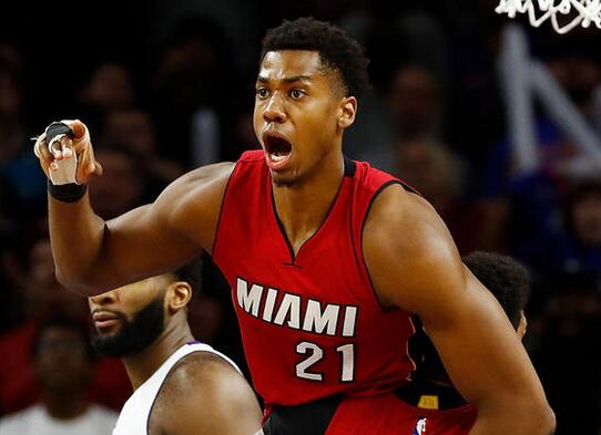 关于Ming在老鹰比赛中赛况扑朔迷离，出色防守引发热议！的信息