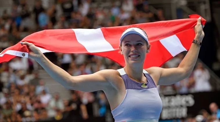 爱游戏-包含莎拉波娃在利物浦比赛中回归赛场，突破纪录引发热议！的词条